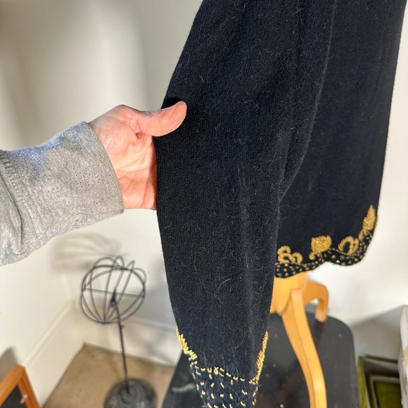 Vintage Black Cashmere Gold Beaded Cardigan (UL42) Regal Monarchy Design READ - Picture 5 of 14